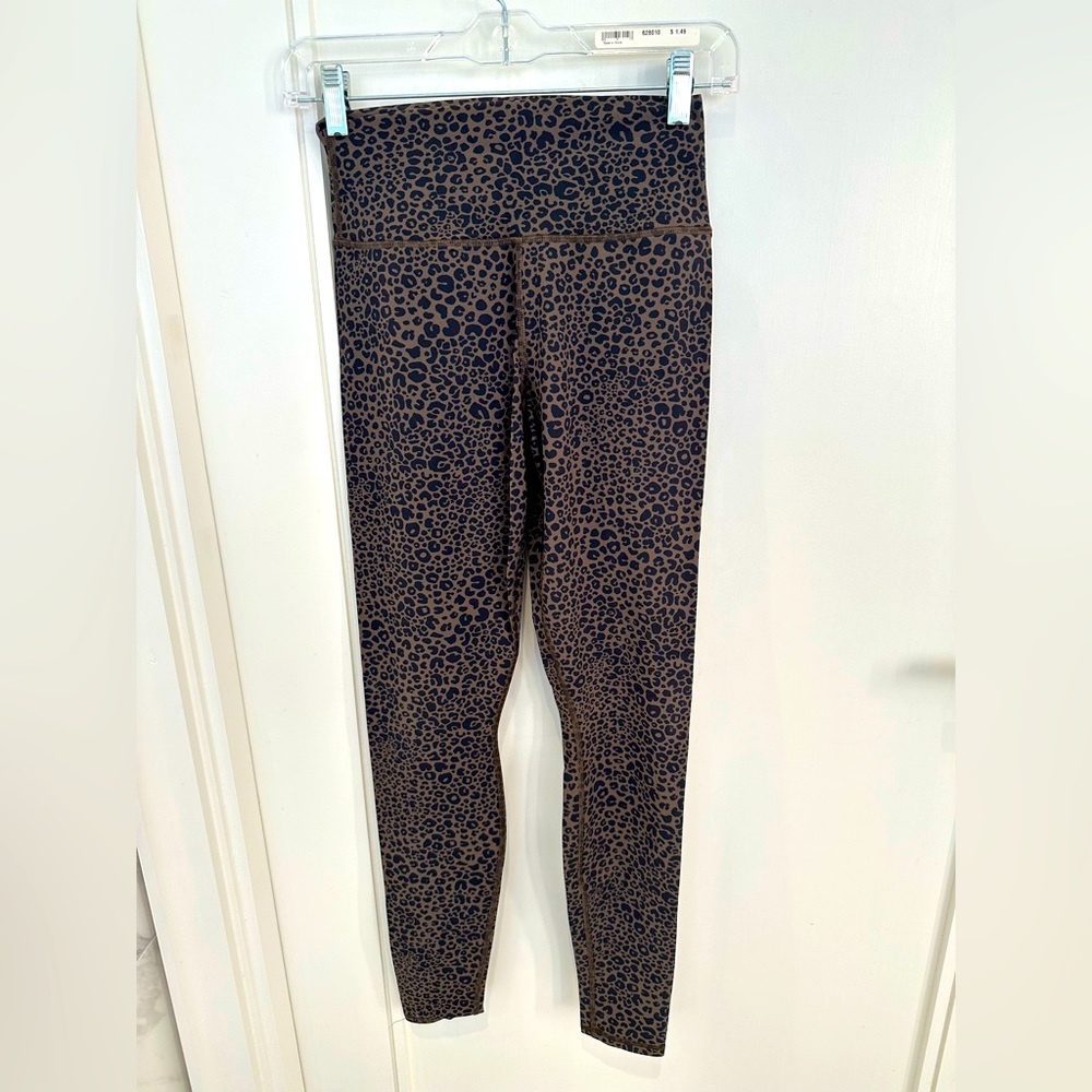 Alo Yoga Leopard print leggings
